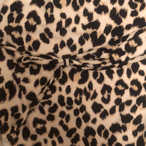 NWT Old Navy One Piece Swimsuit - Picture 4 of 8